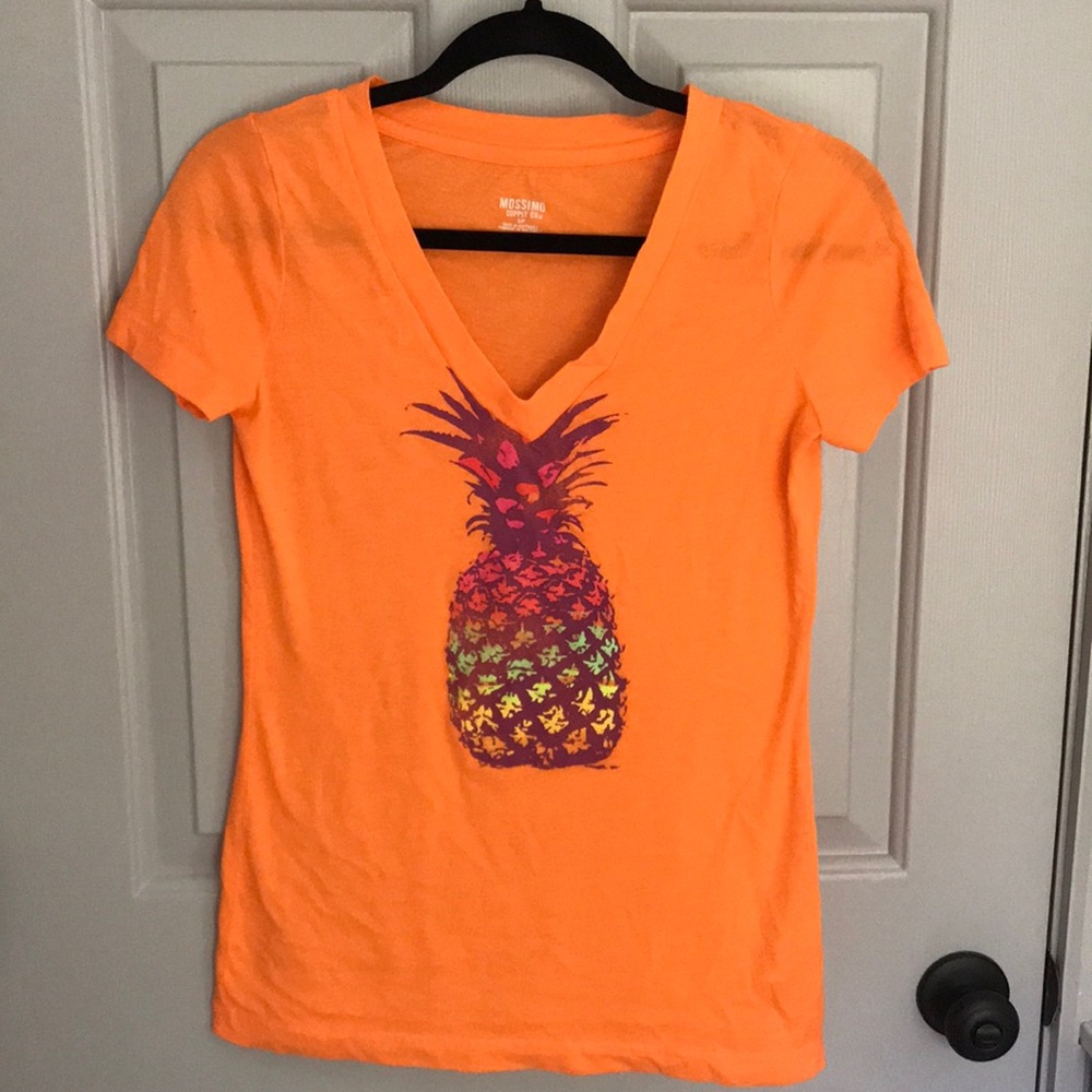NWOT Pineapple tee.